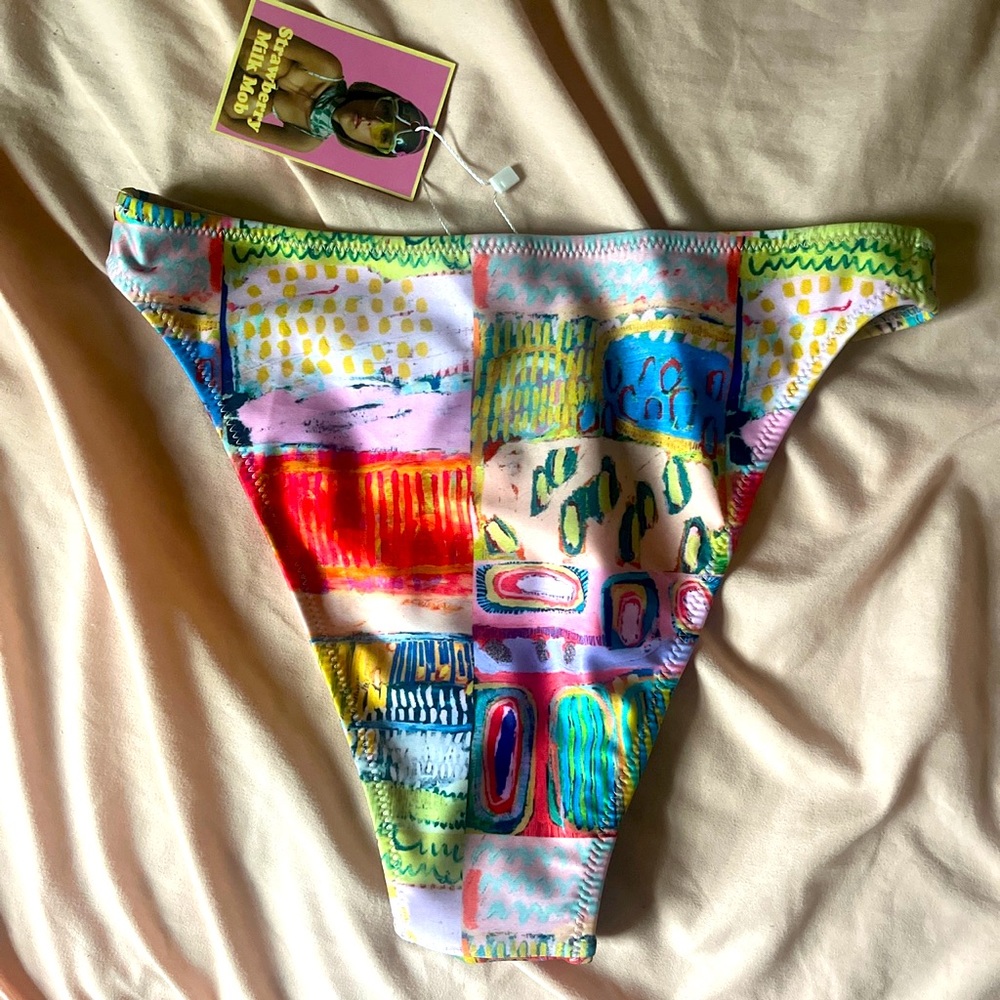 Strawberry Milk Mob Hottie Tot bottom